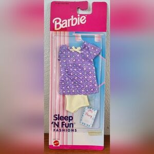 Barbie Sleep 'N Fun Fashions